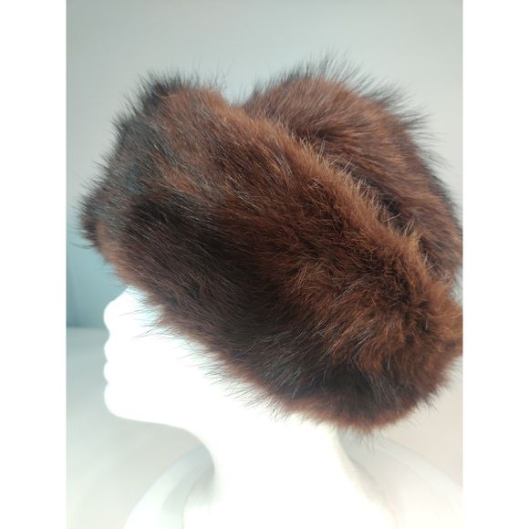 Vintage Elegant International Mink Fur Hat from Canada 21.5\